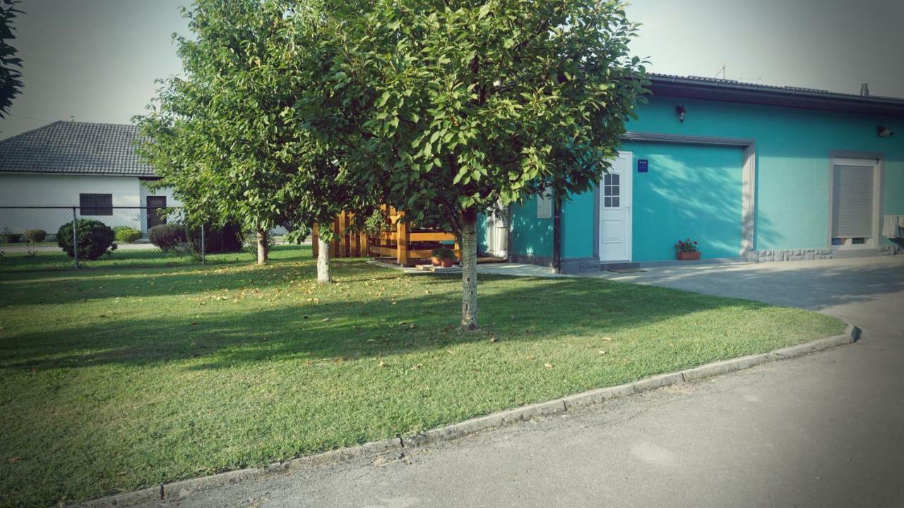 Studio Apartman Zorkovac Apartment Ozalj Bagian luar foto